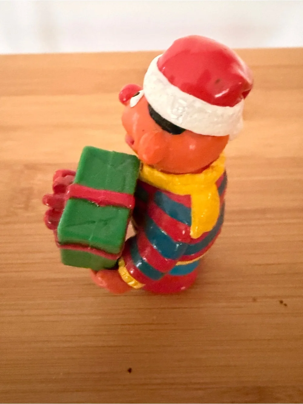 Vintage Sesame Street 2.5” Ernie Christmas Santa Muppets Applause Figure caketop